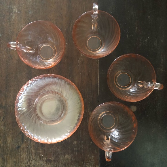 VTG - Pink Swirl Teacup Set of 4 - Picture 2 of 2